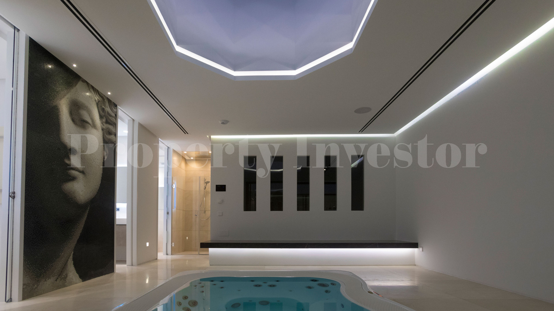 Фантастическая роскошная дизайнерская вилла на 6 спален идеальна для отдыха и развлечений в Бенаавис, Испания