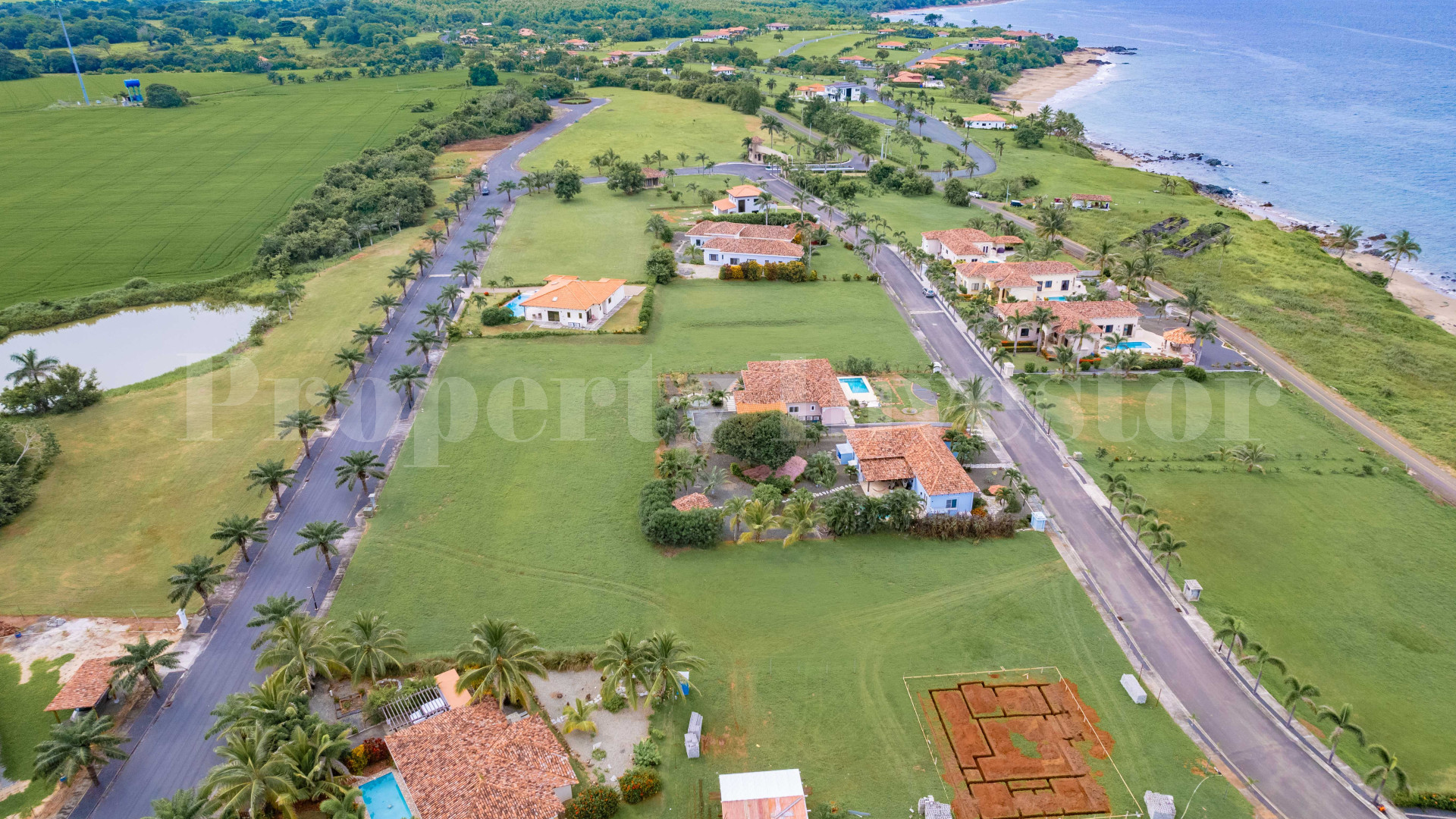 Продаются участки земли под жилую застройку 11-13 соток с видом на океан в Педаси, Панама