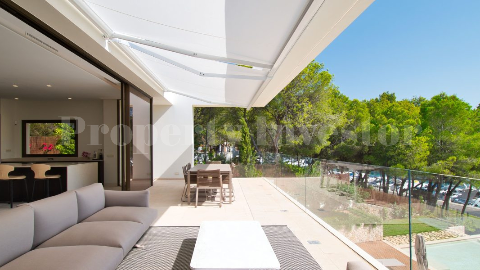Exclusive New 4 Bedroom First Line Villa in “Club Náutico” in Santa Ponsa