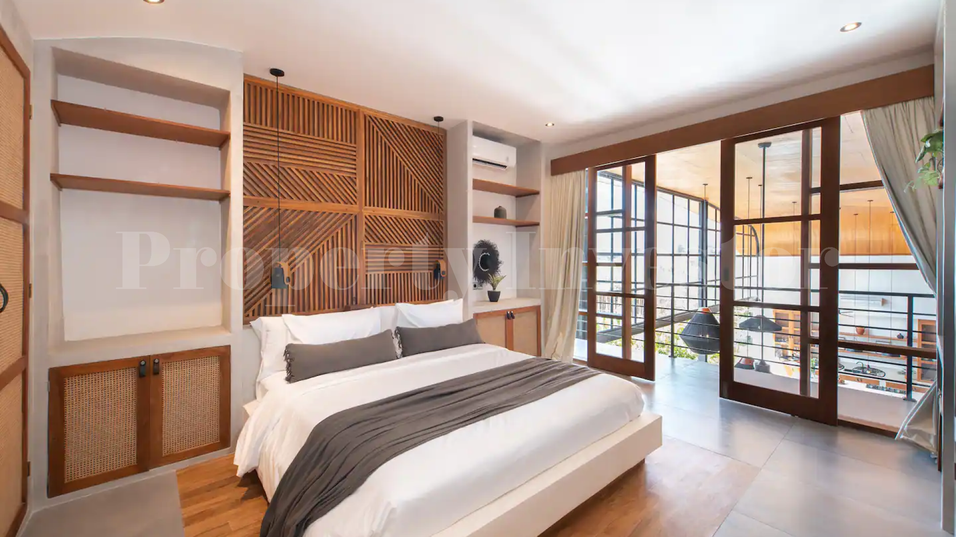 Stylish 4 Bedroom Luxury Designer Villa for Sale in Canggu Berawa, Bali