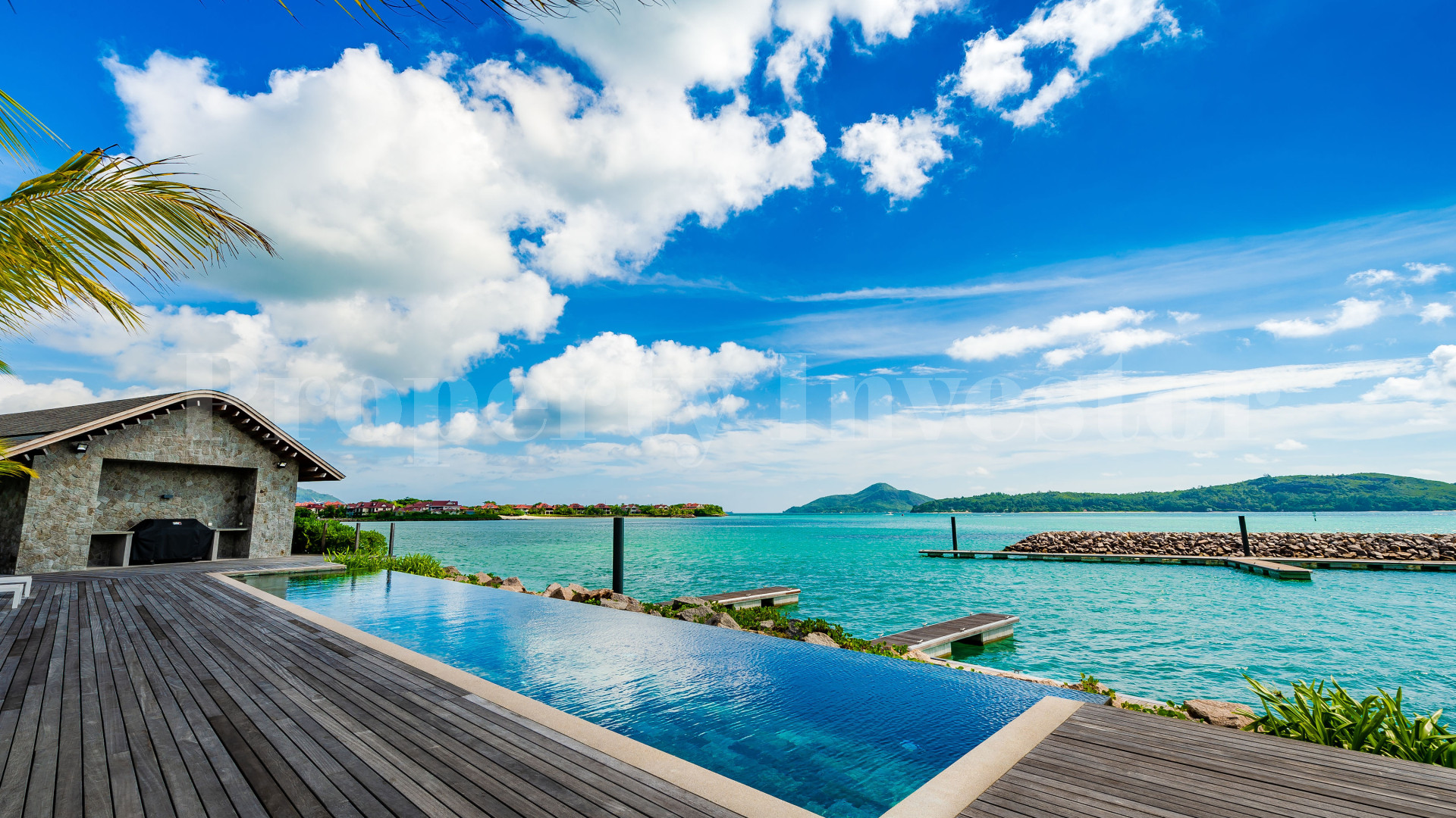 Exclusive 4 Bedroom Luxury Beachfront Penthouse with Bespoke Design for Sale in Seychelles (Penthouse С)