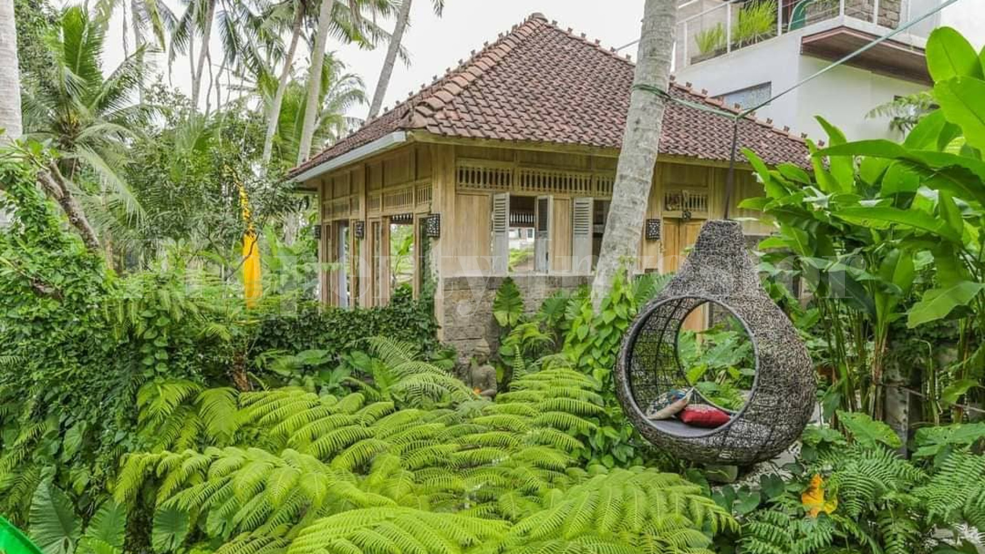 Абсолютно новый ретрит на 11 спален с готовой фирмой в Восточном Убуде, Бали