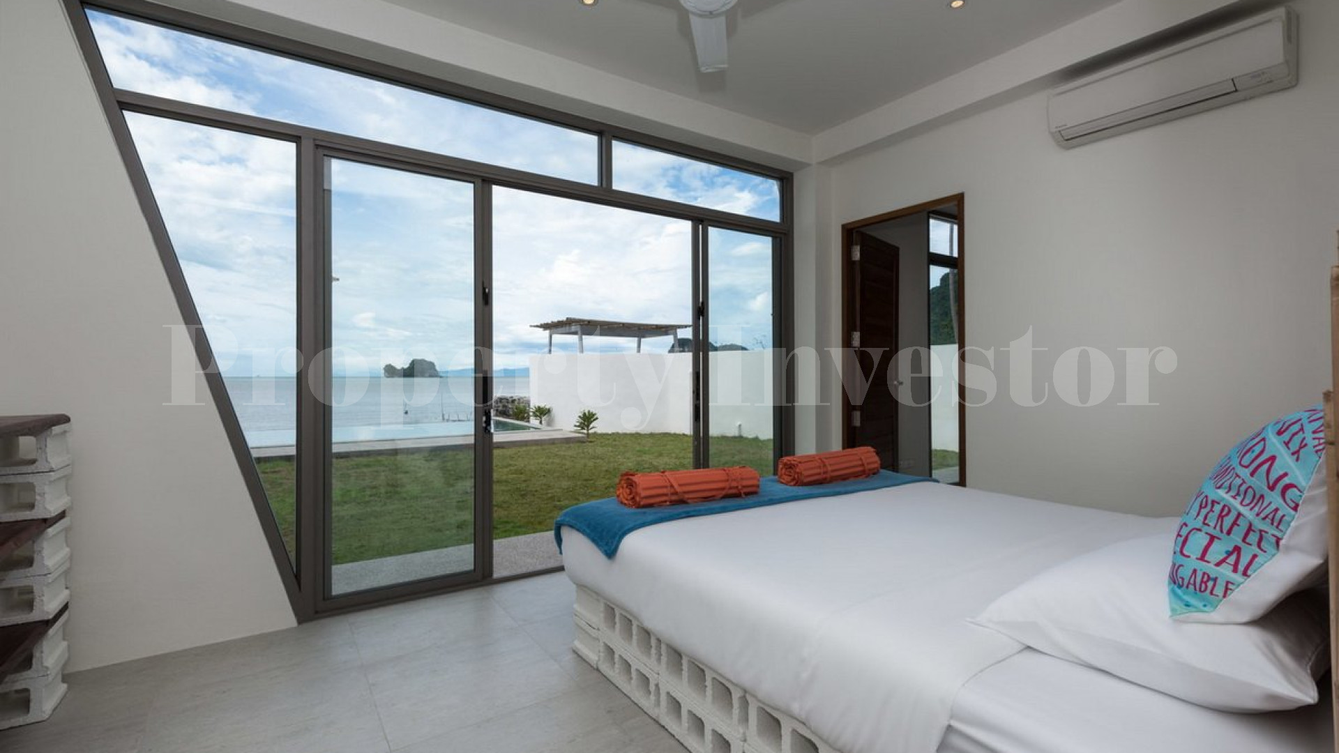 Luxury Boutique Beach Resort & Private Beach Villa