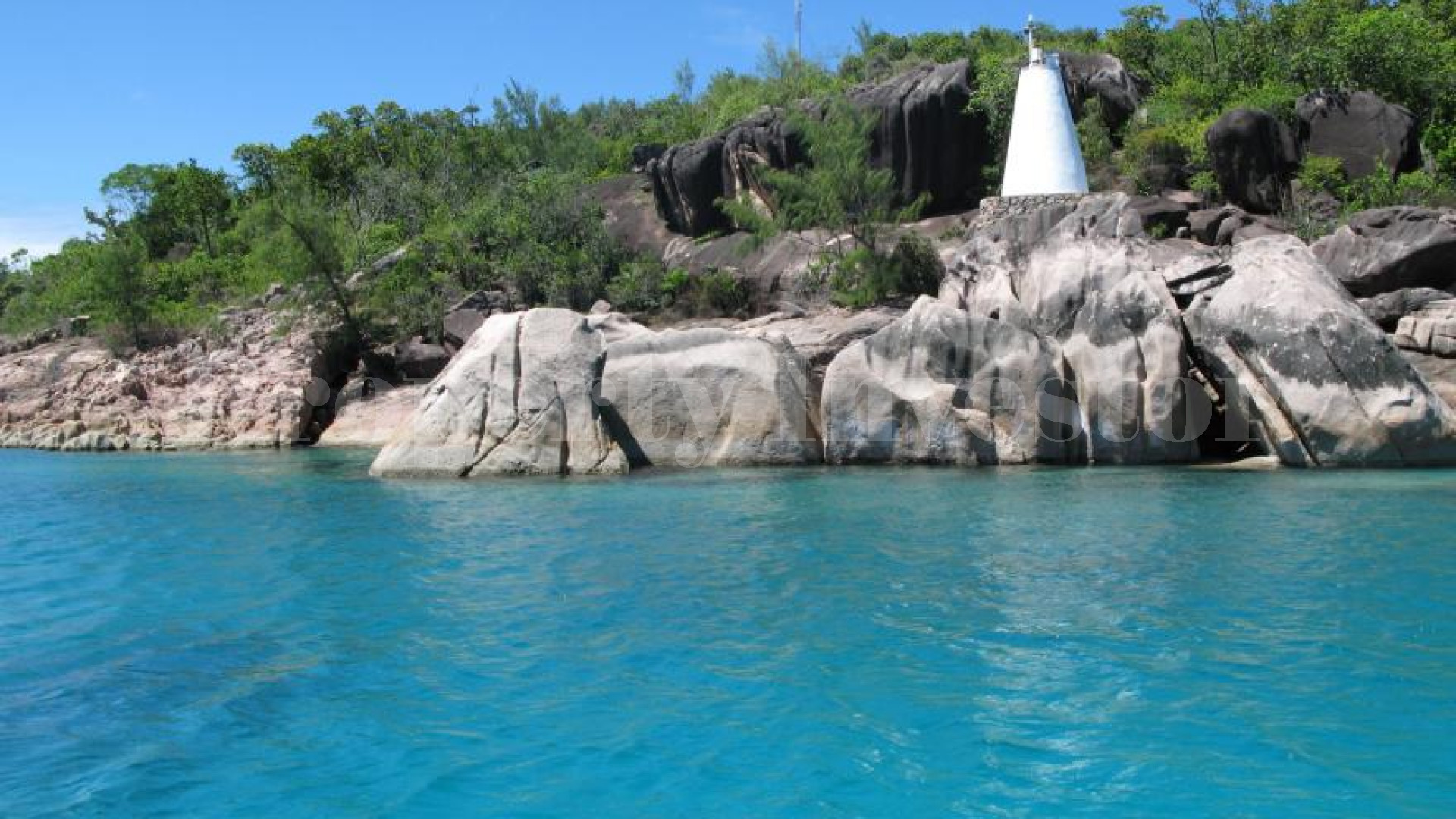 Large 4 Hectare Parcel of Land for Sale on Praslin Island