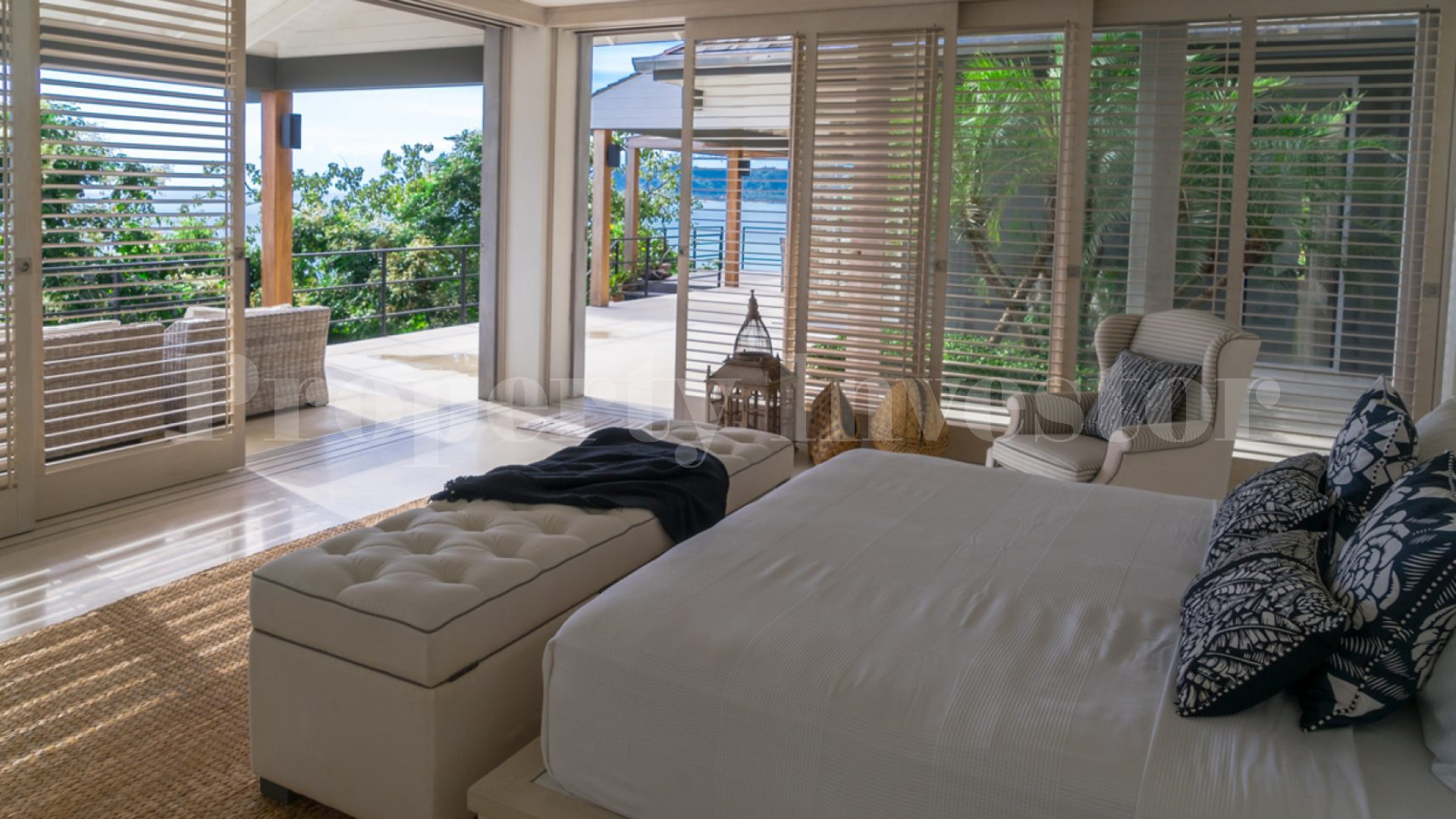 Невероятная экзотическая вилла с 6 спальнями на берегу моря со своим пляжем в Лаем Сор, о. Самуи