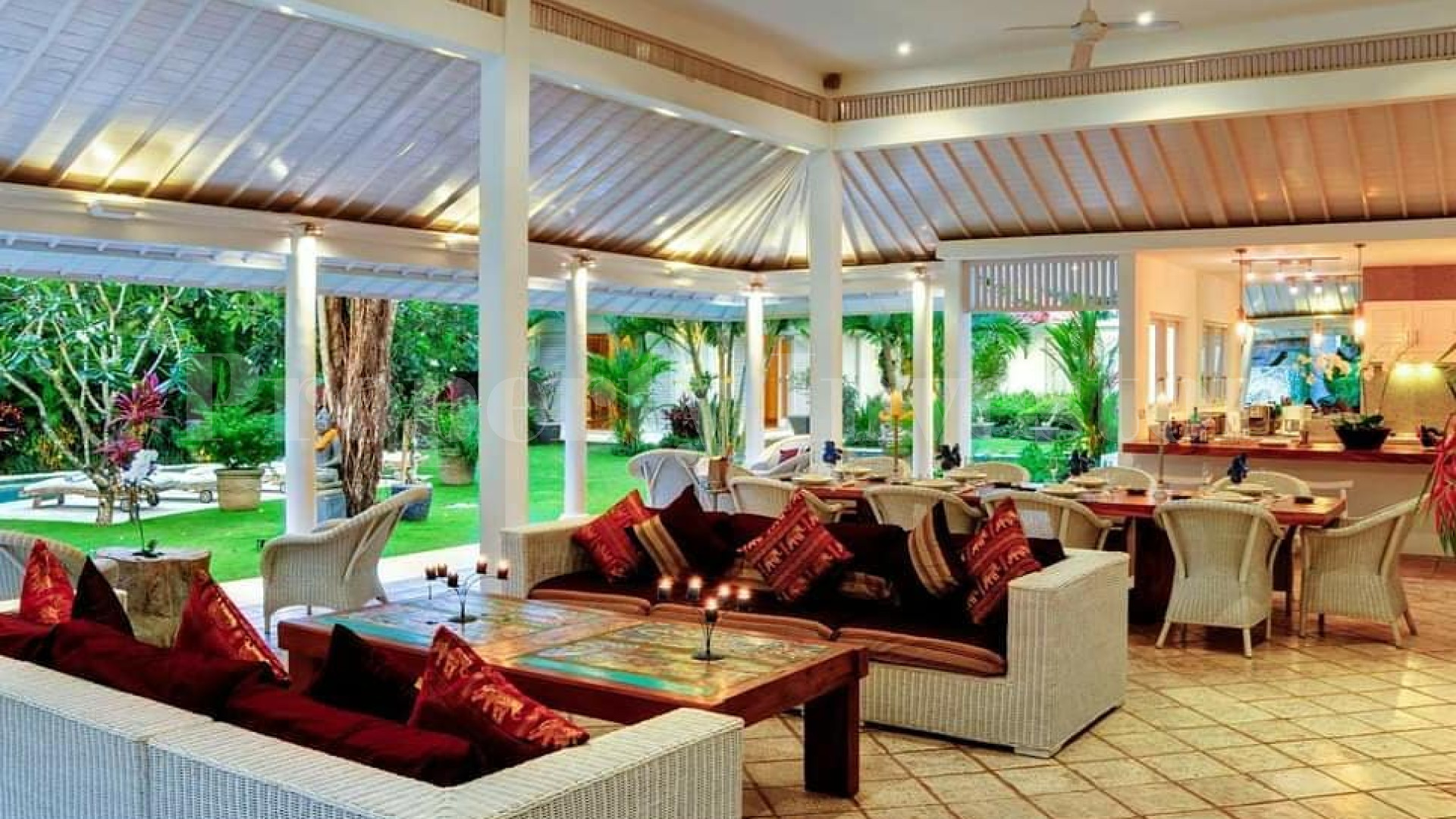 Fashionable 5 Bedroom Luxury Colonial Style Villa for Sale in Popular Seminyak, Bali