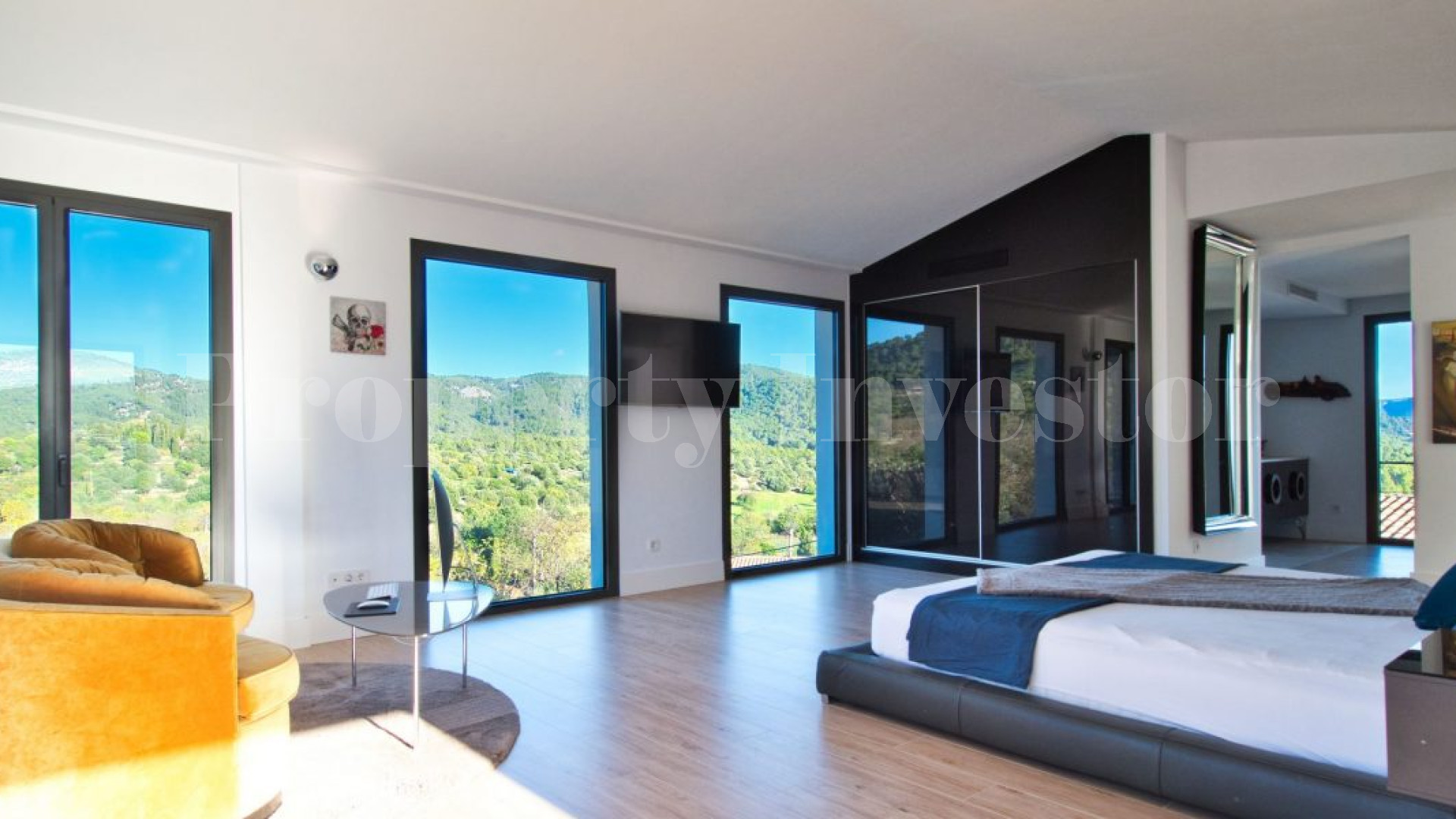 4 Bedroom Luxury Villa in Es Capdella, Mallorca