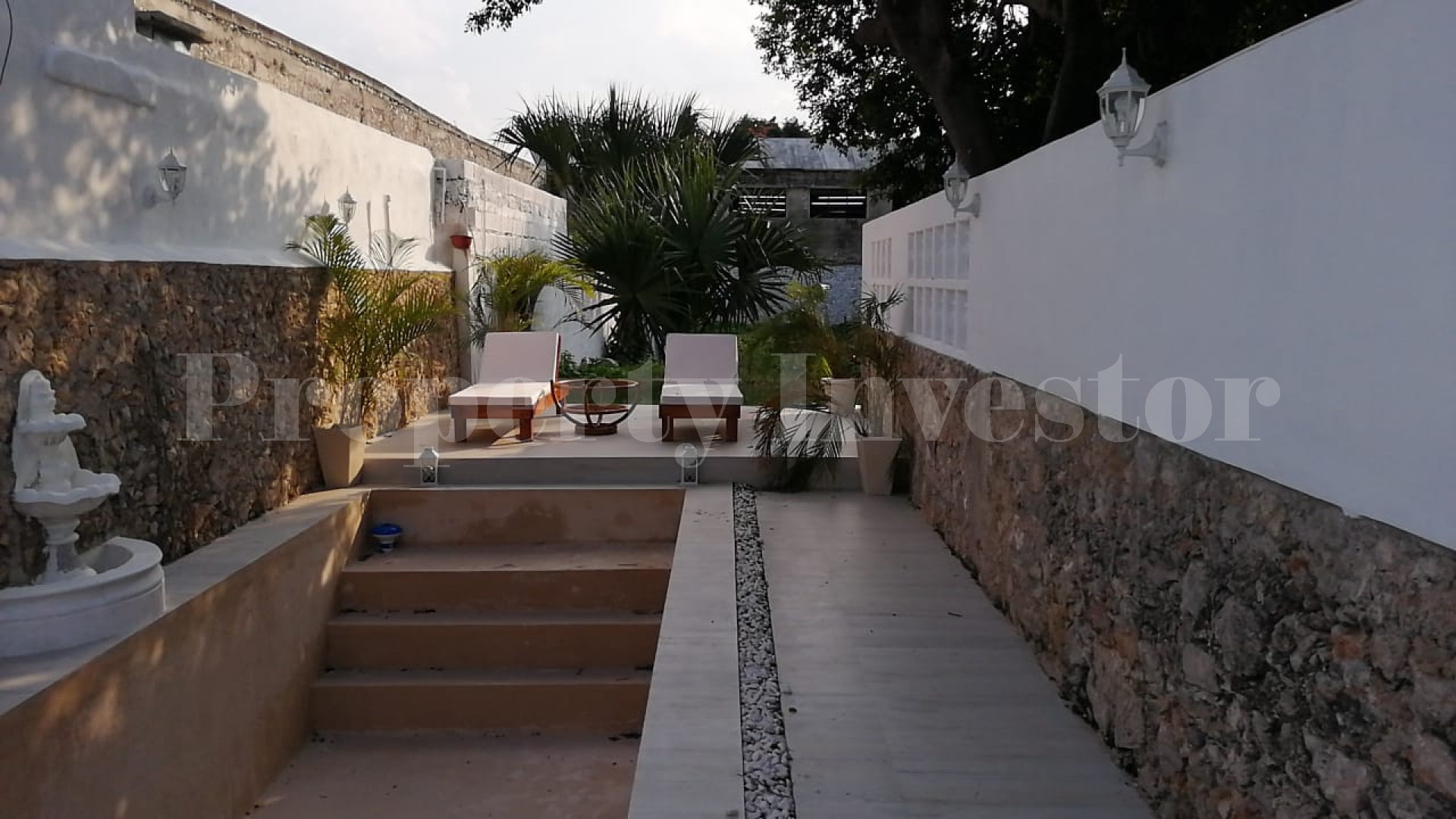 Chic Upgraded 3 Bedroom Colonial Home for Sale in Merida