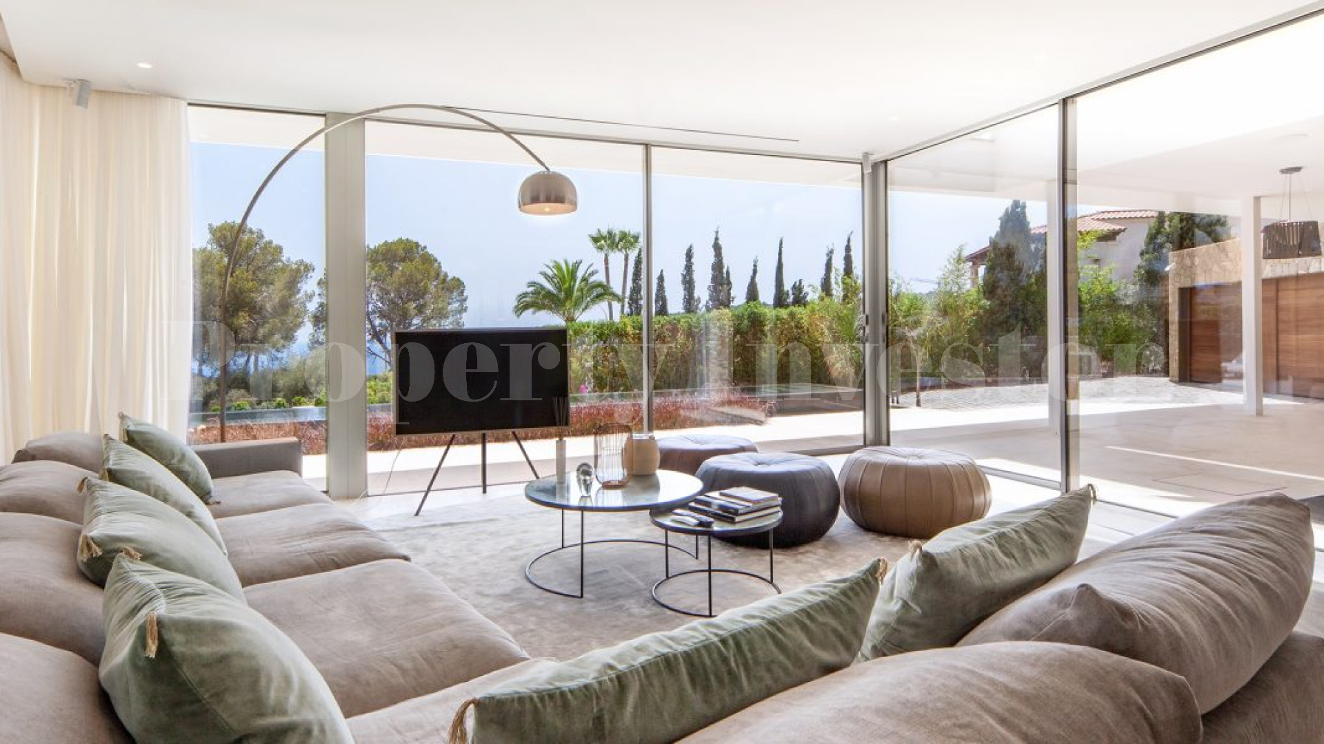 Ultra Modern 5 Bedroom Sea View Villa in Sol de Mallorca