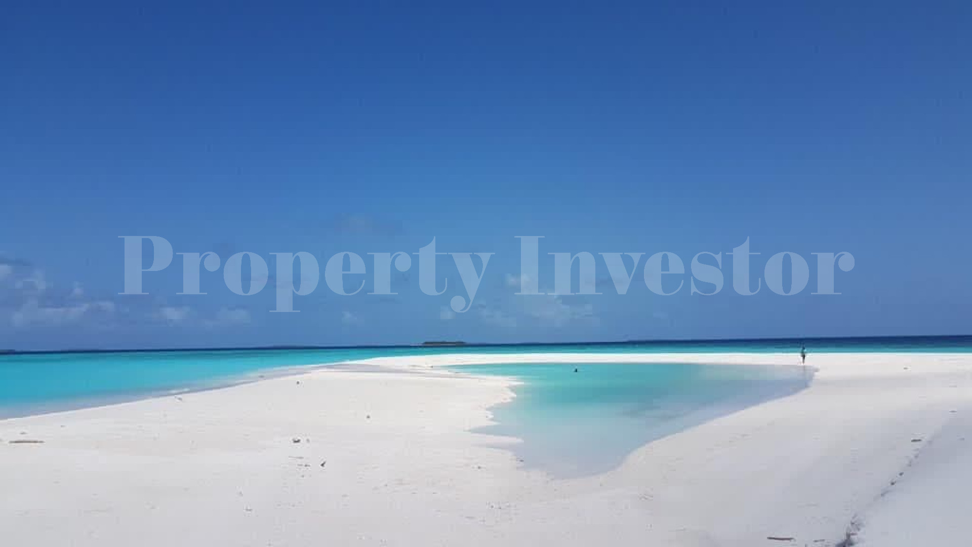 Великолепный нетронутый остров 14,9 гектаров с протяженным пляжем на 1,75 км на Мальдивах