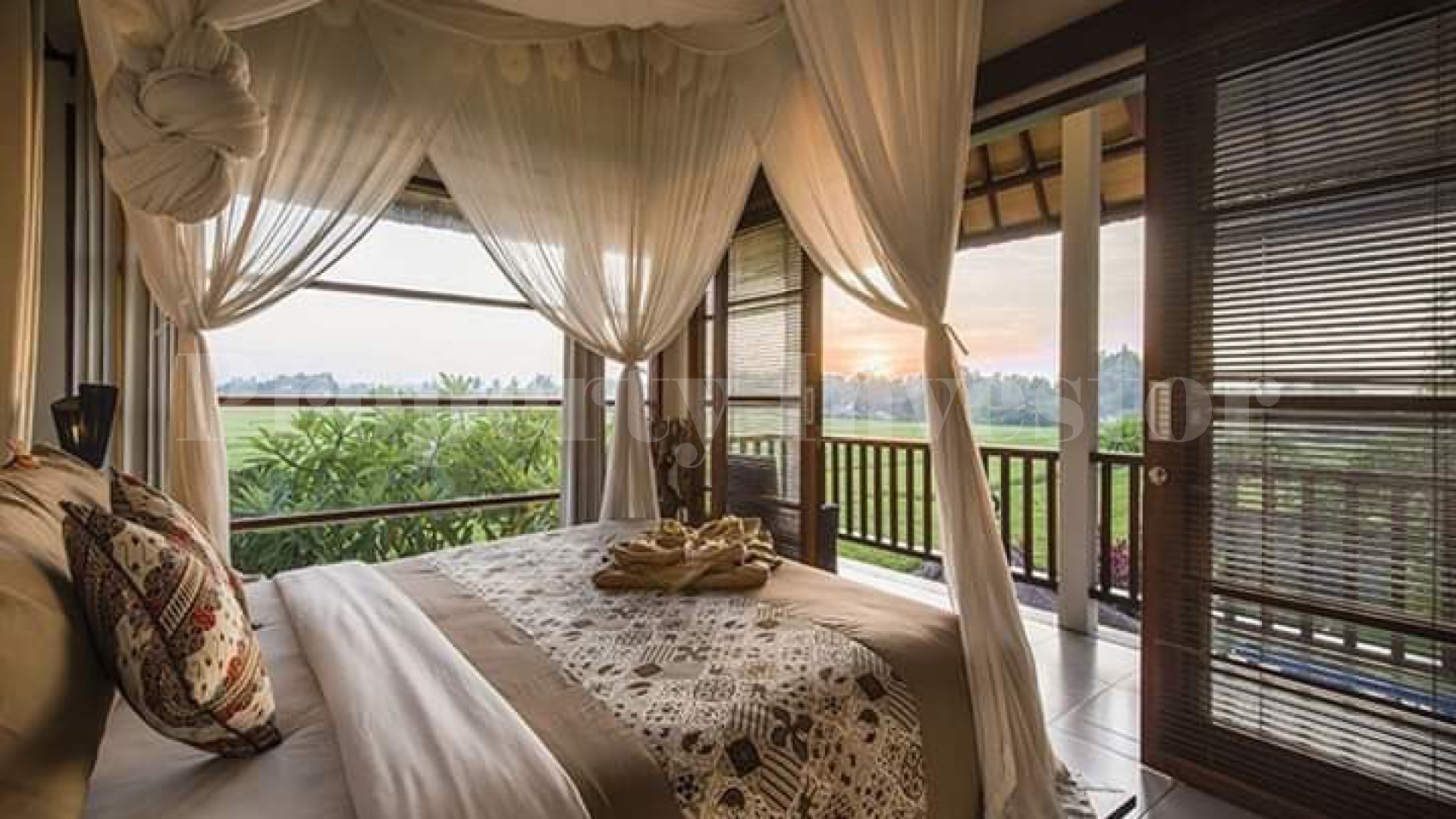 Modern 3 Bedroom Traditional Bali Style Villa