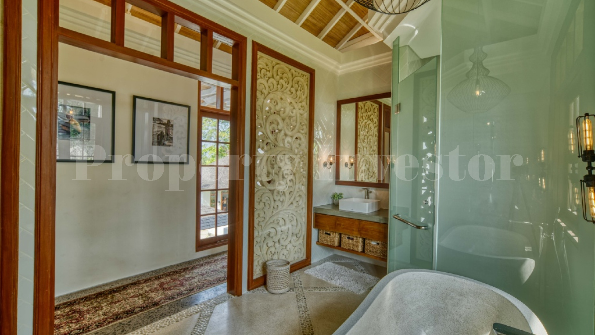 Новая роскошная резиденция на 4-5 спален в колониальном стиле в Сесех, Бали
