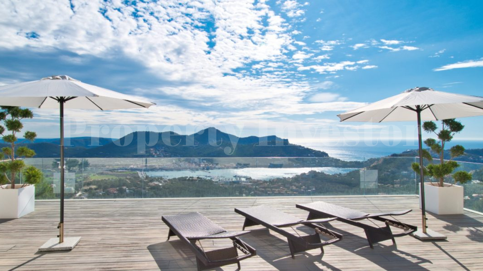 Impressive 8 Bedroom Luxury Sea View Villa Sought After Area of Port Andratx
