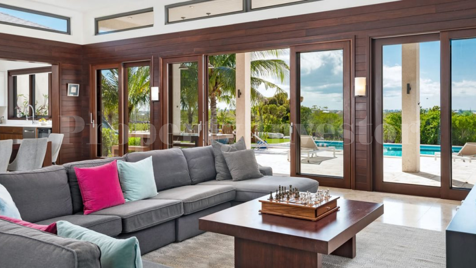 Custom Built 4 Bedroom Oceanview Villa with 360 Degree Panoramic Views for Sale in Turks & Caicos