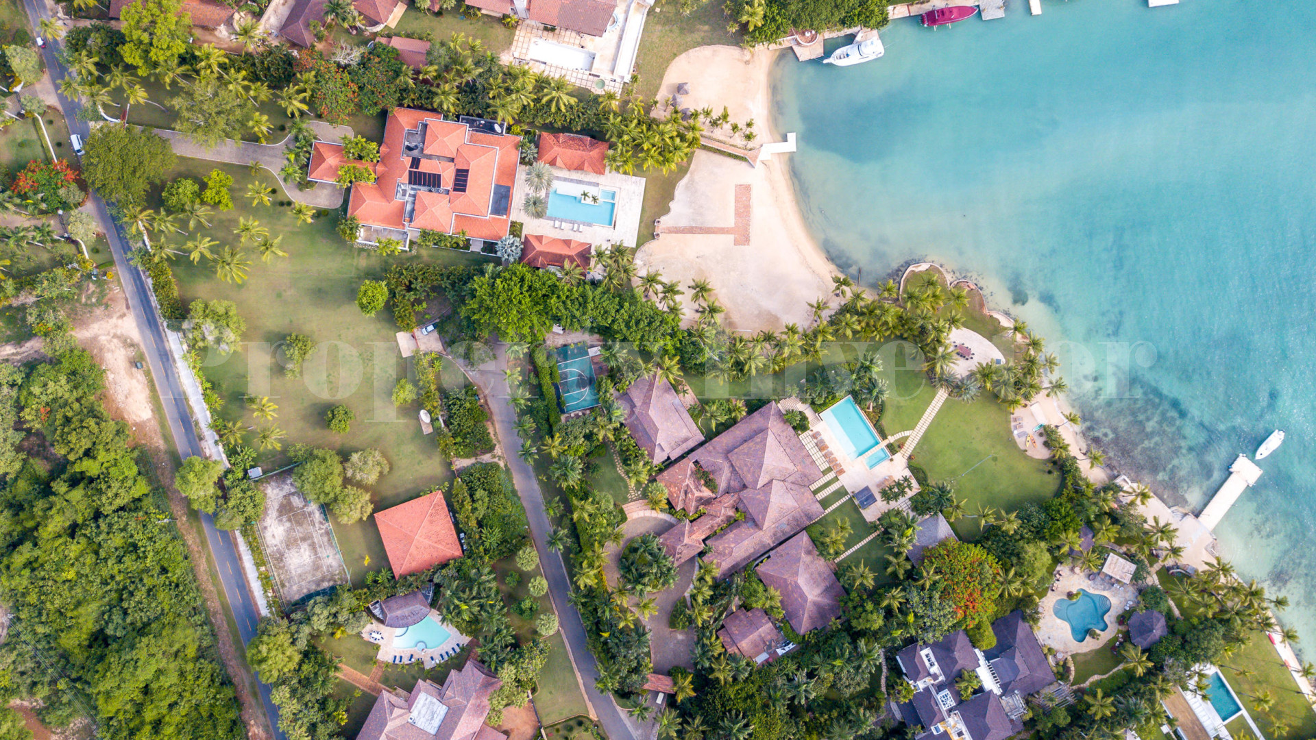 Невероятная роскошная вилла у пляжа на 7 спален с участком земли 132 сотки в Каса-де-Кампо, Доминиканская Республика