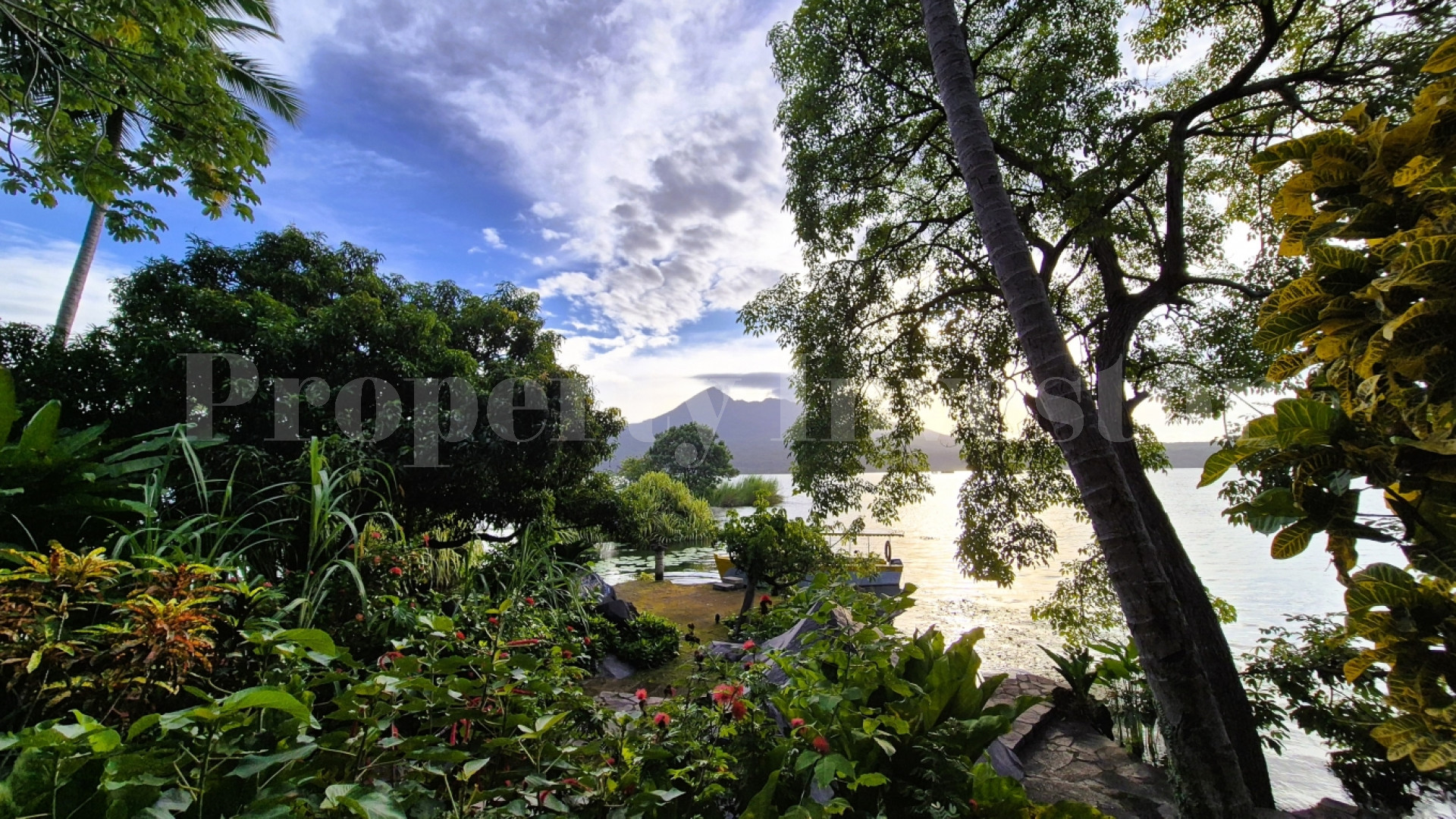 Zopango Orchids Island — Self-Sufficient 2 Acre Private Eco Island for Sale in Lake Cocibolca, Nicaragua
