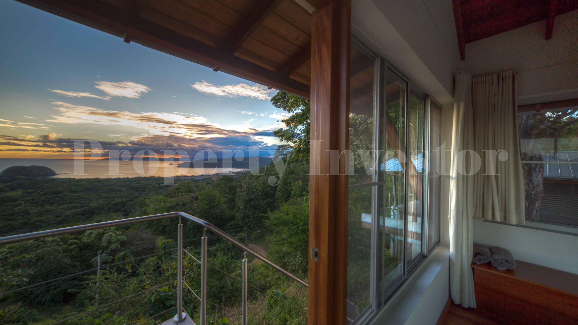 Spectacular 4 Bedroom Luxury Ocean View Home with 360° Panoramic Views for Sale in Playa Venao, Panama