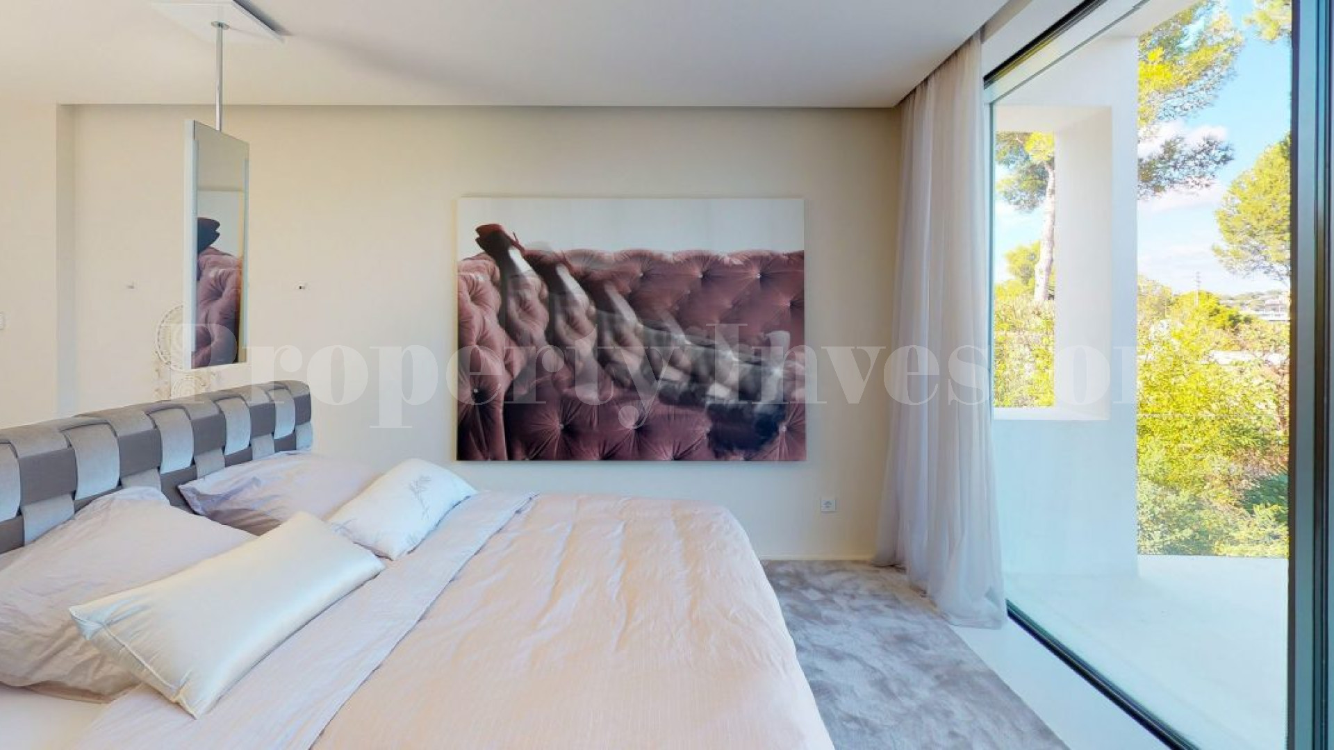 Spectacular 5 Bedroom Designer Villa in Nova Santa Ponsa
