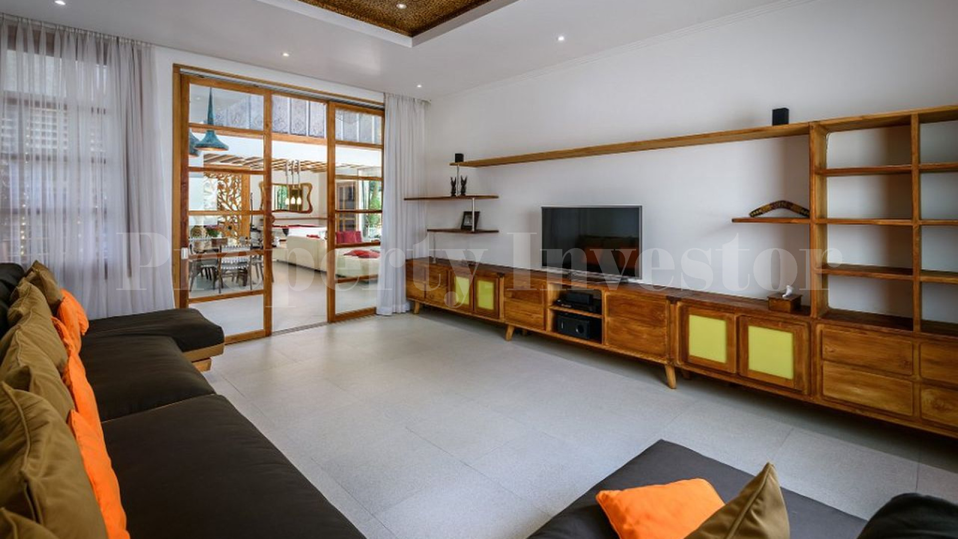Prestigious 4 Bedroom Luxury Designer Villa for Sale in Umalas, Bali