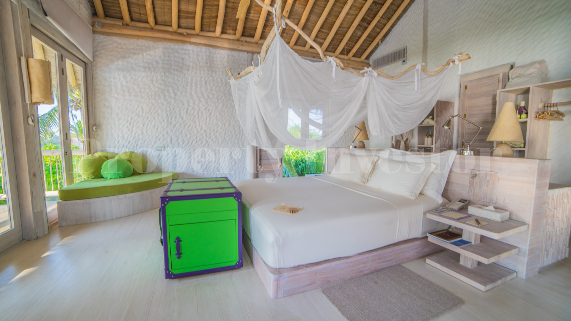 Эксклюзивная частная резиденция на острове с 4 спальнями и водной горкой на Мальдивах