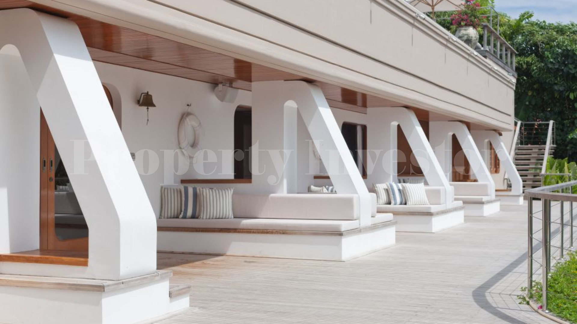 Фантастическая уникальная роскошная вилла на 6 спален с панорамным видом на океан на 180 градусов на 5* популярном курорте на Пхукете