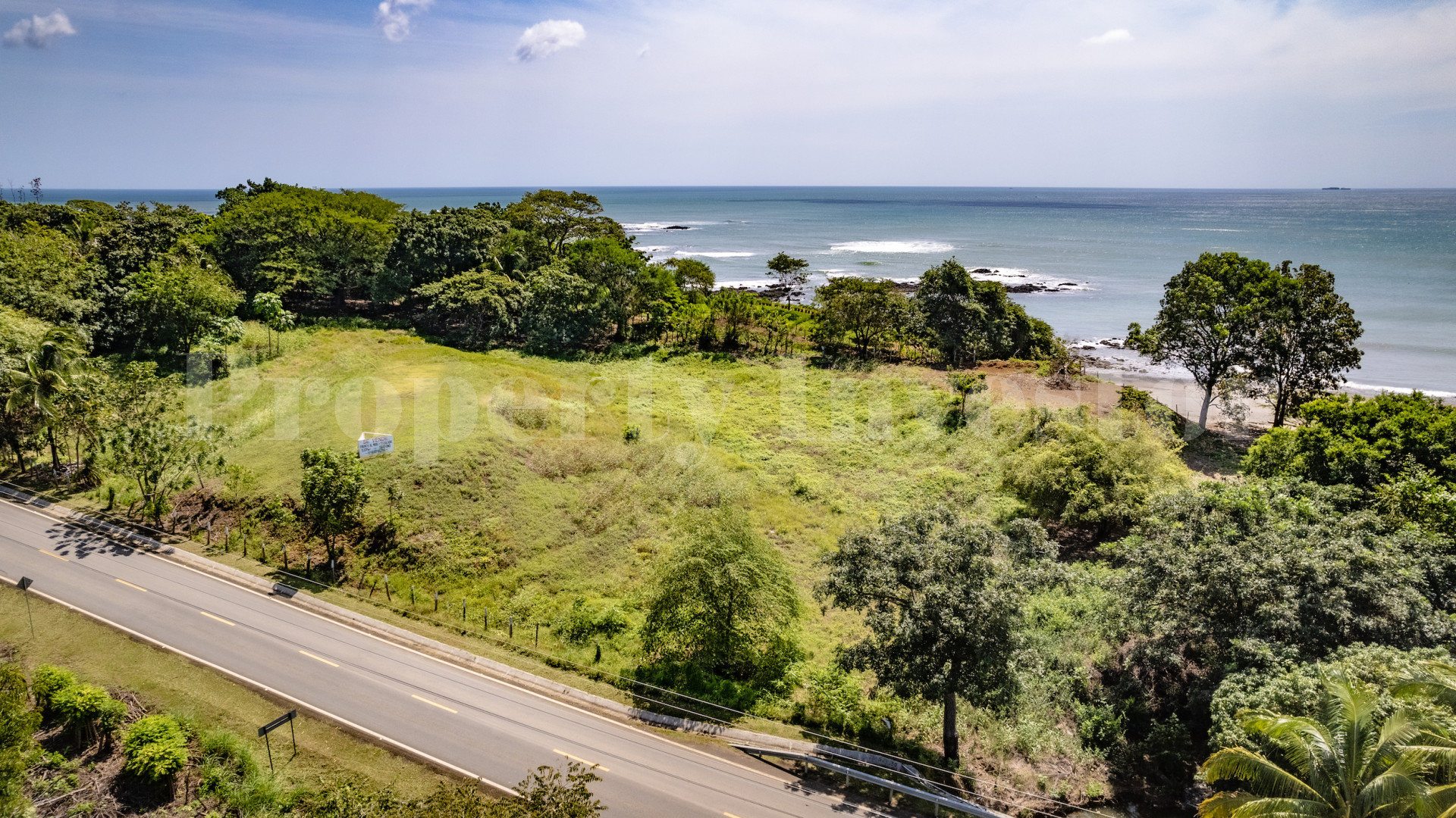 Almost 1 Hectare of Picturesque Beachfront Land for Sale in Playa Venao, Panama