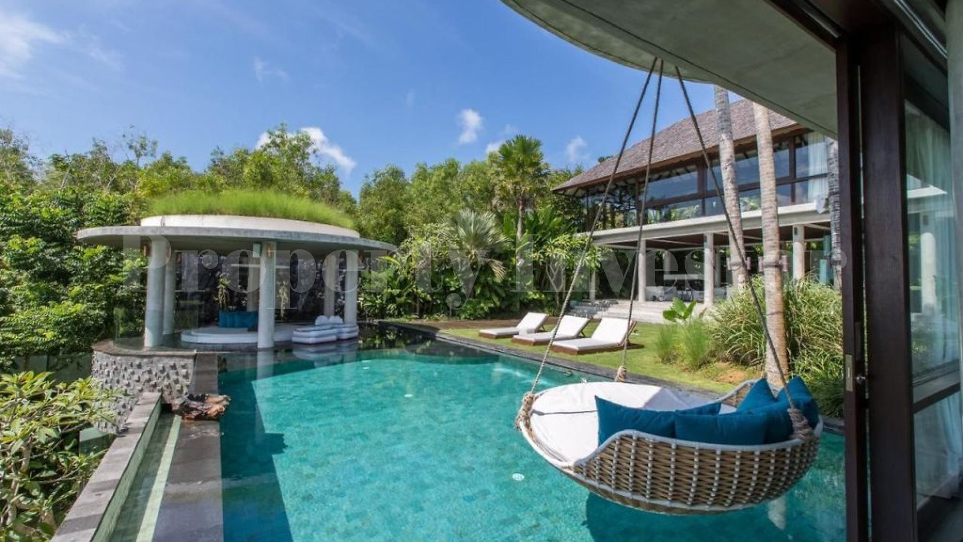 Impressive 4 Bedroom Contemporary Luxury Villa with Spectacular Valley Views for Sale in Uluwatu, Bali