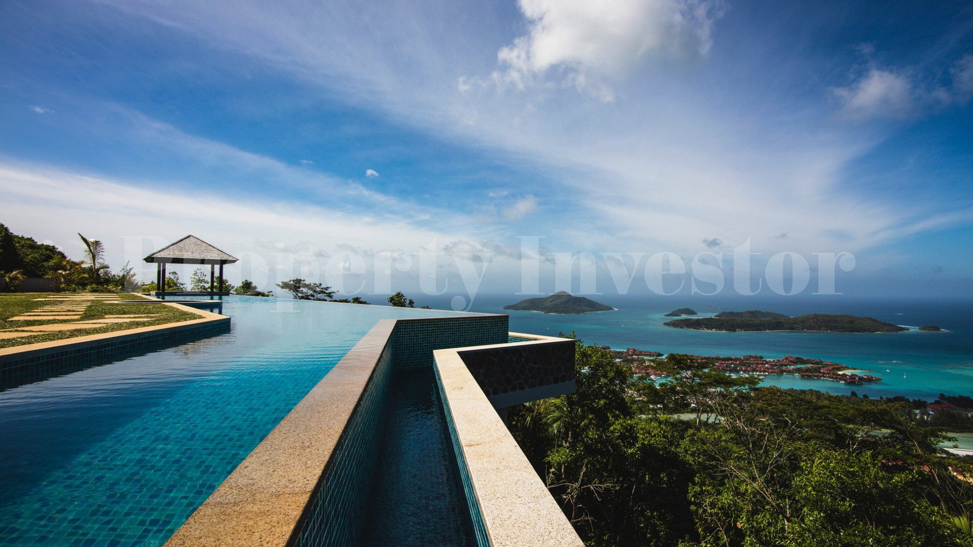 Изумительная современная роскошная тропическая вилла на 6 спален на горе с захватывающим дух видом на океан на о.Маэ, Сейшелы