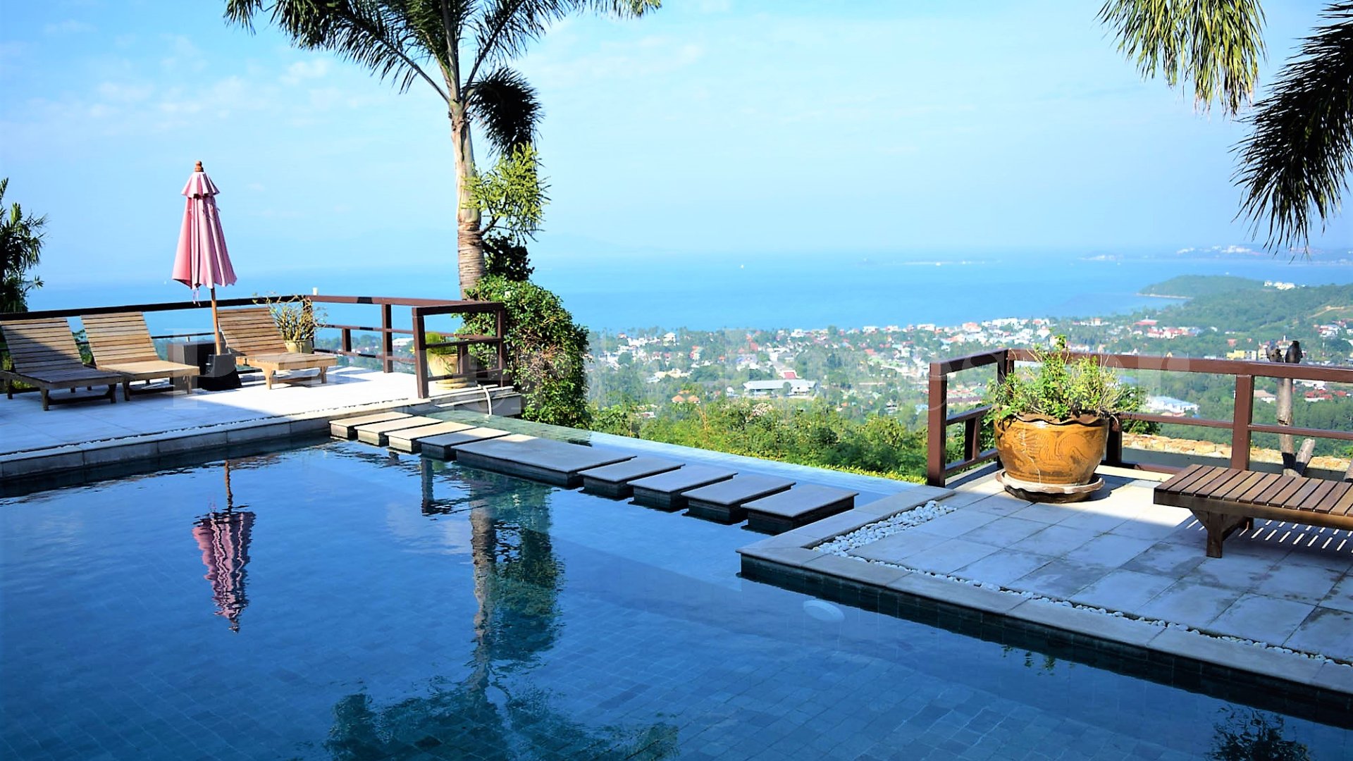 Elegant 5 bedroom villa on Koh Samui, Thailand