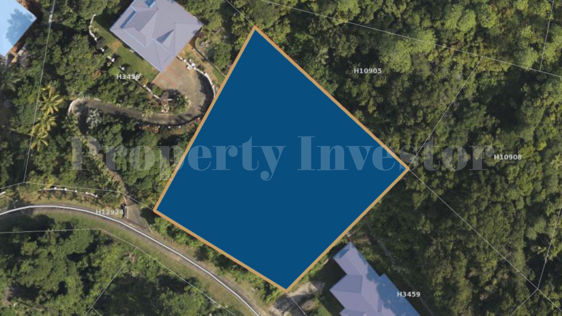 Great 2,600 m² Lot of Oceanview Land for Sale in Glacis, North Mahé