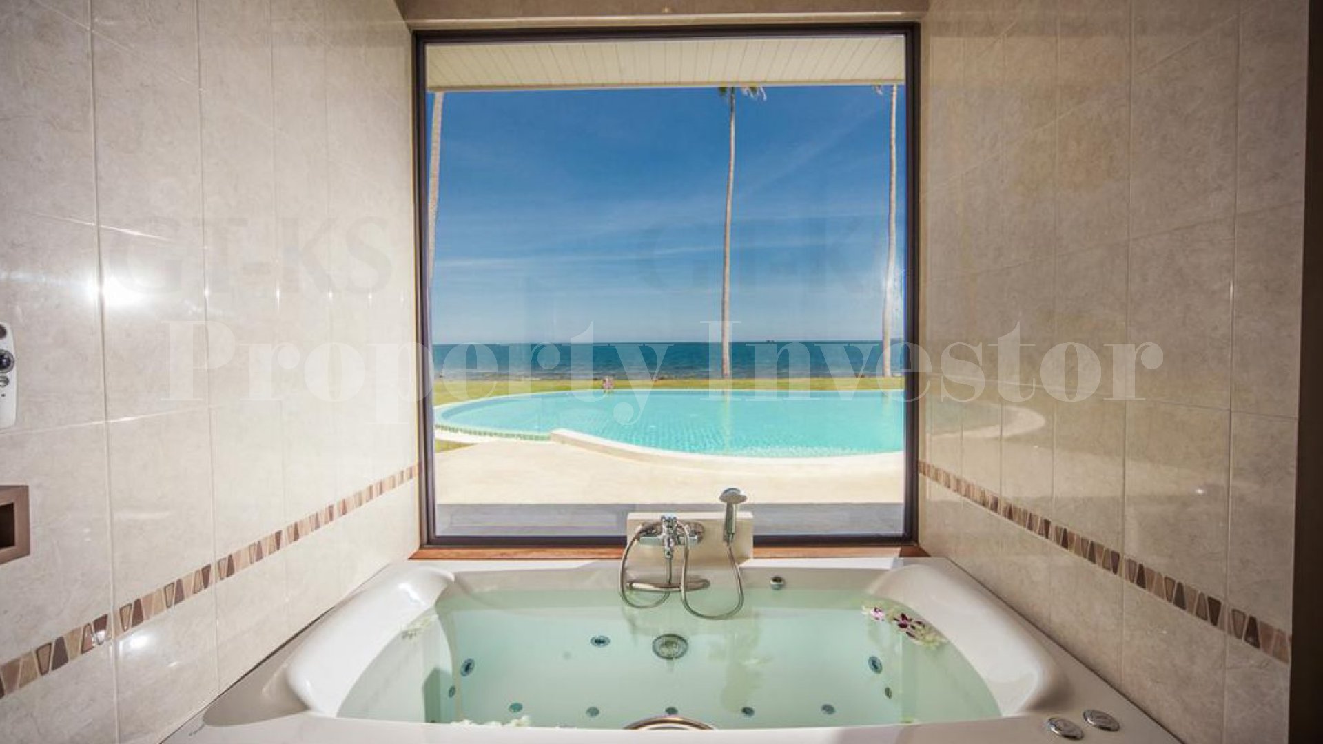 Stunning 4 Bedroom Modern Beachfront Villa with Private Beach Access for Sale in Koh Samui, Thailand